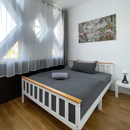 Schwanenburg Apartments Kolonie Rontgental Eksteriør billede