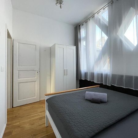 Schwanenburg Apartments Kolonie Rontgental Eksteriør billede