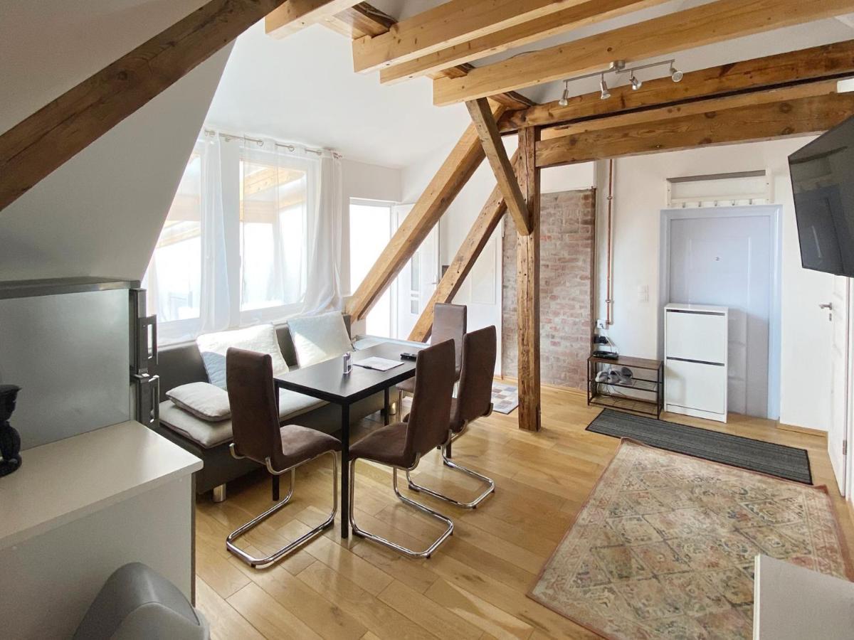 Schwanenburg Apartments Kolonie Rontgental Eksteriør billede