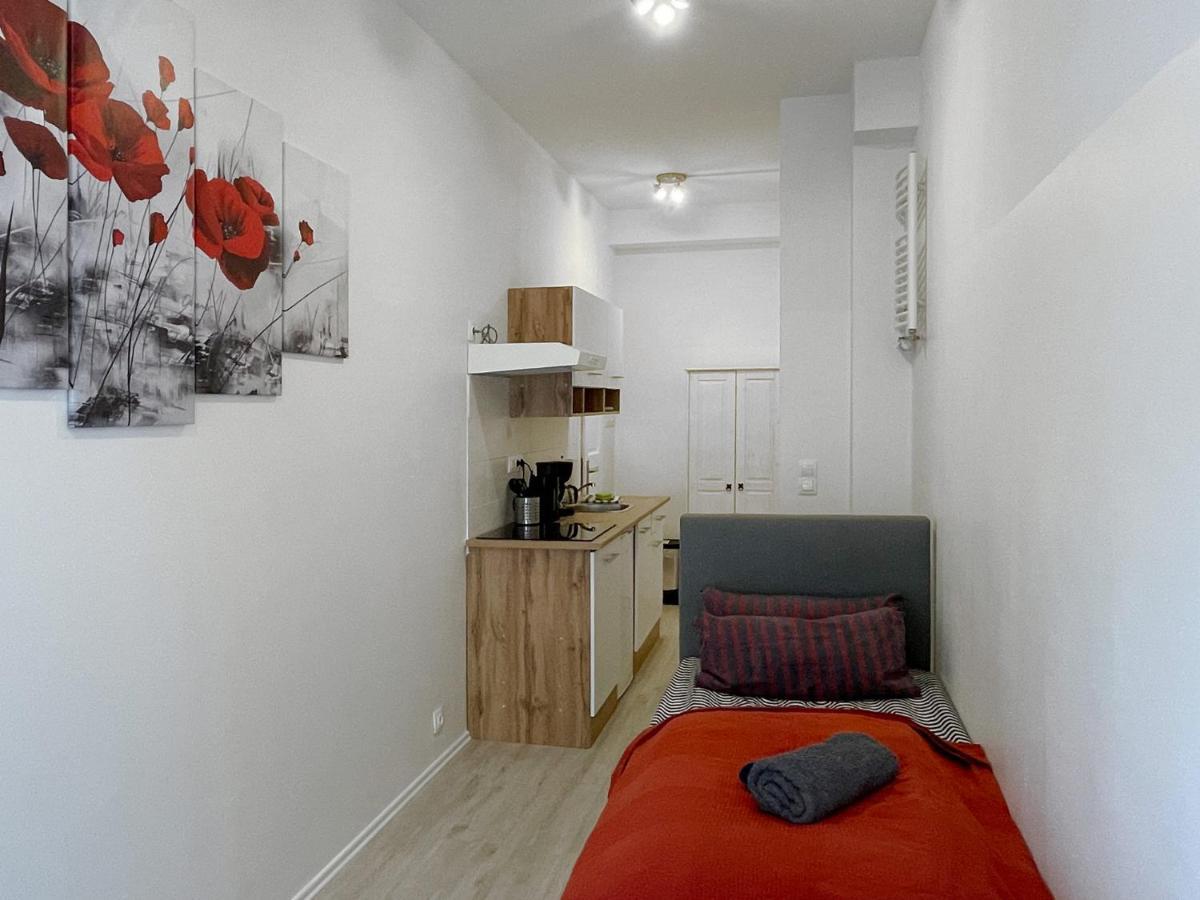 Schwanenburg Apartments Kolonie Rontgental Eksteriør billede