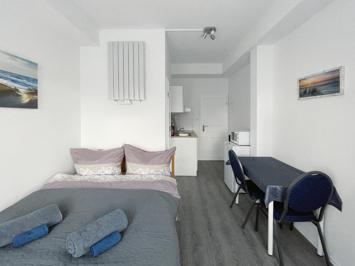 Schwanenburg Apartments Kolonie Rontgental Eksteriør billede
