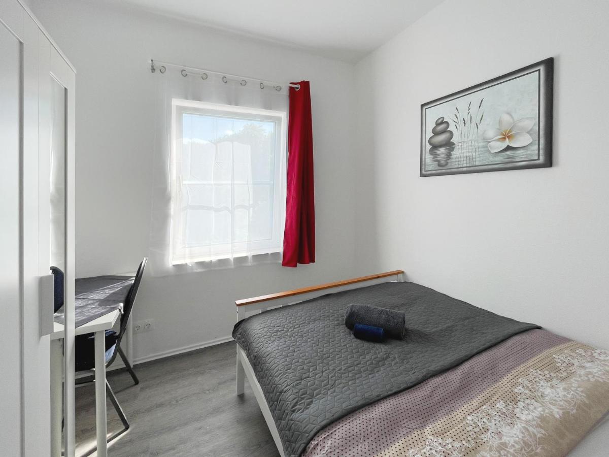 Schwanenburg Apartments Kolonie Rontgental Eksteriør billede