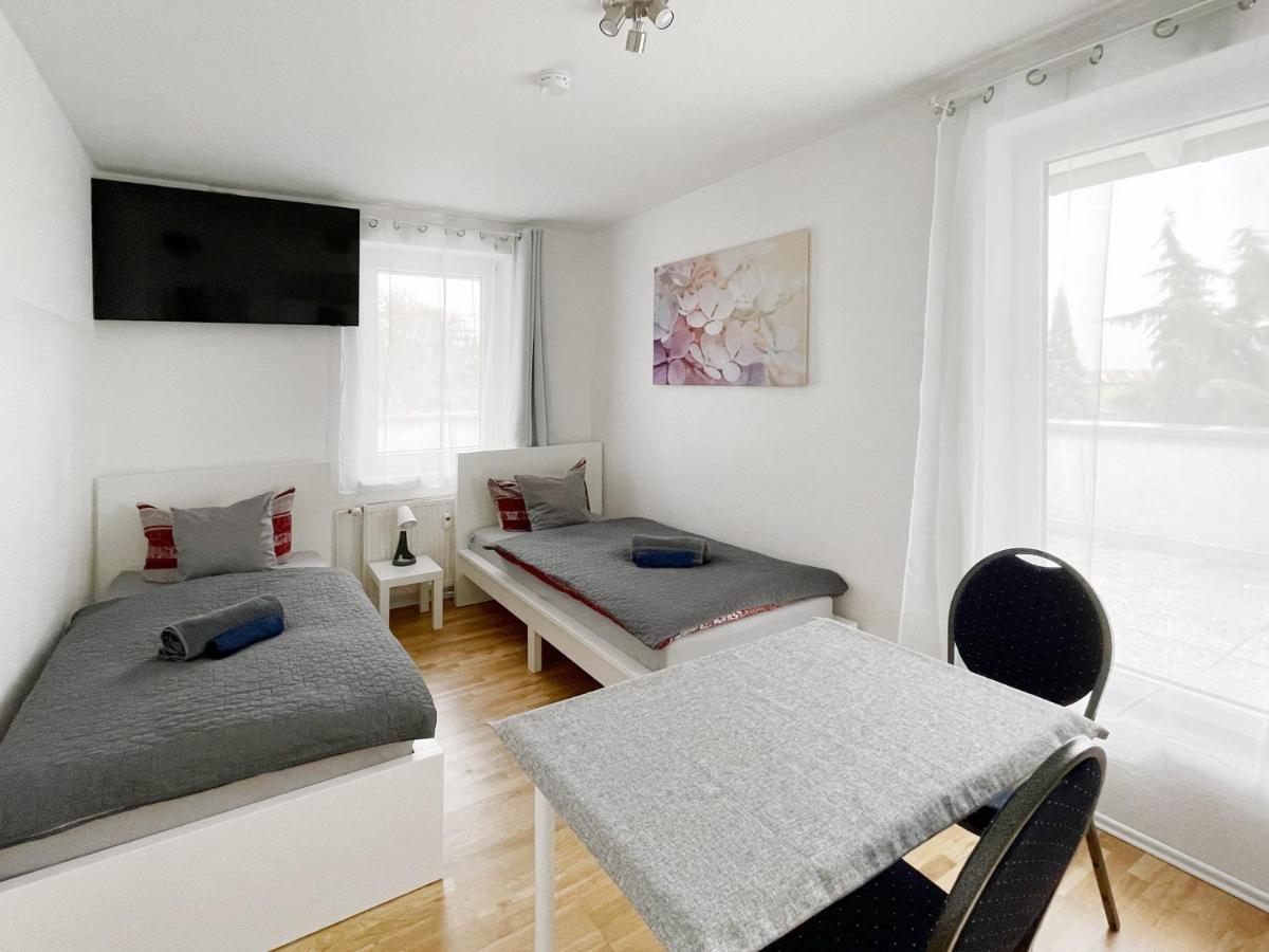 Schwanenburg Apartments Kolonie Rontgental Eksteriør billede