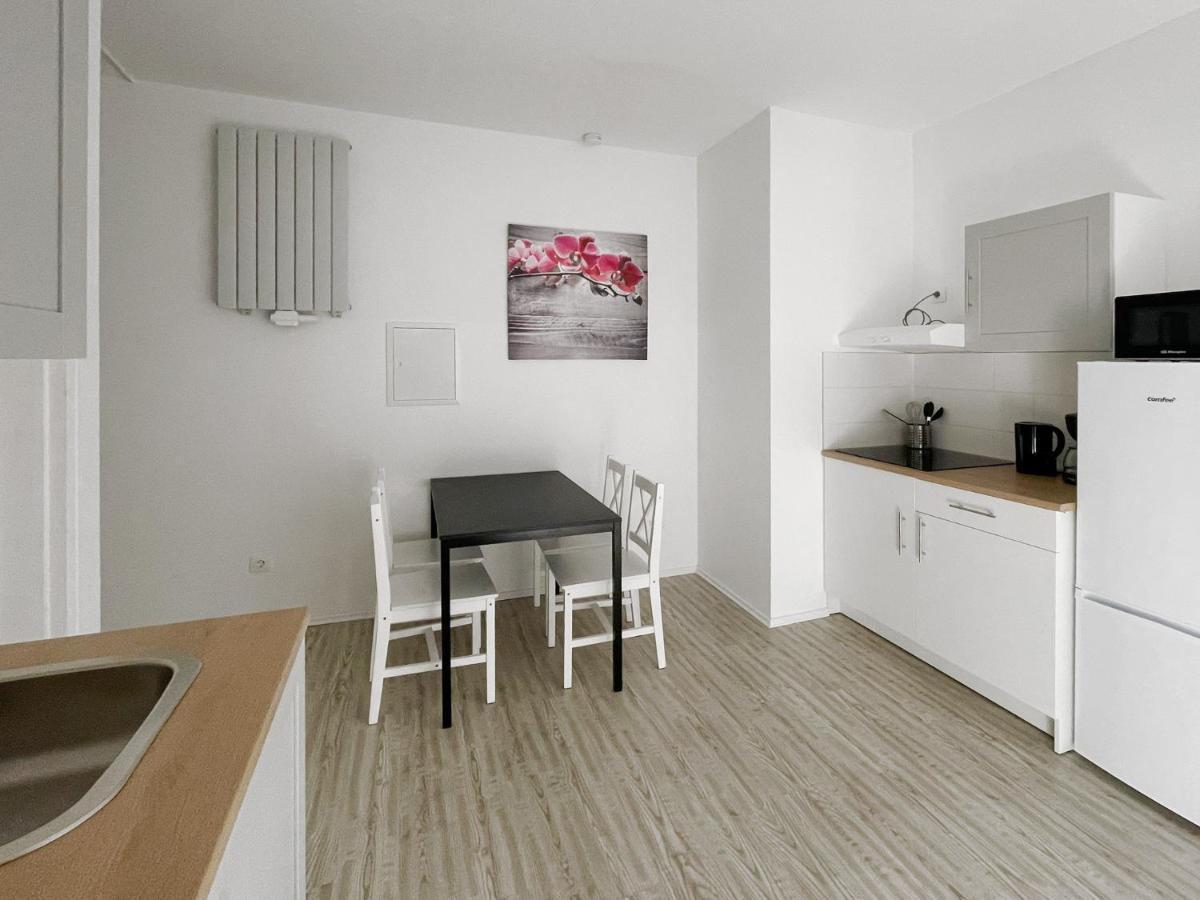 Schwanenburg Apartments Kolonie Rontgental Eksteriør billede