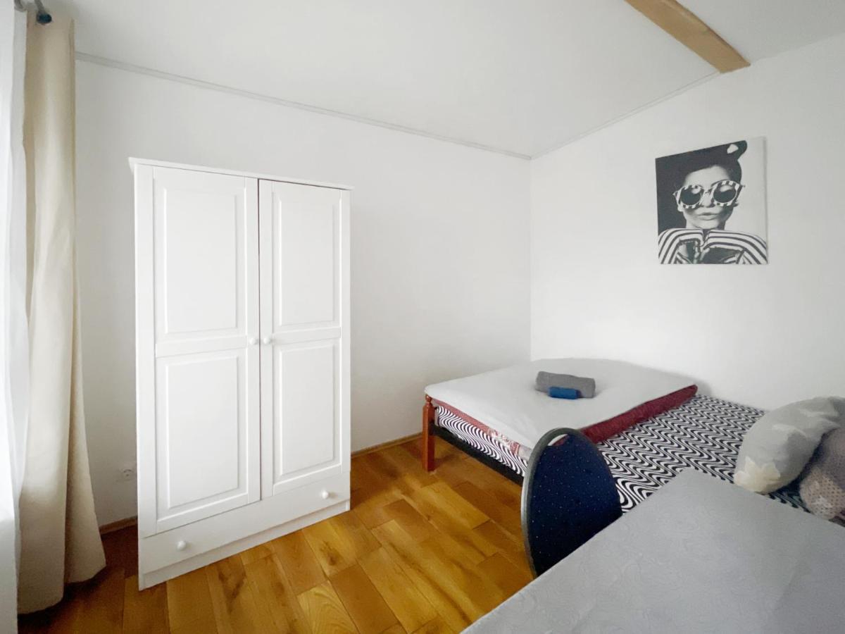 Schwanenburg Apartments Kolonie Rontgental Eksteriør billede