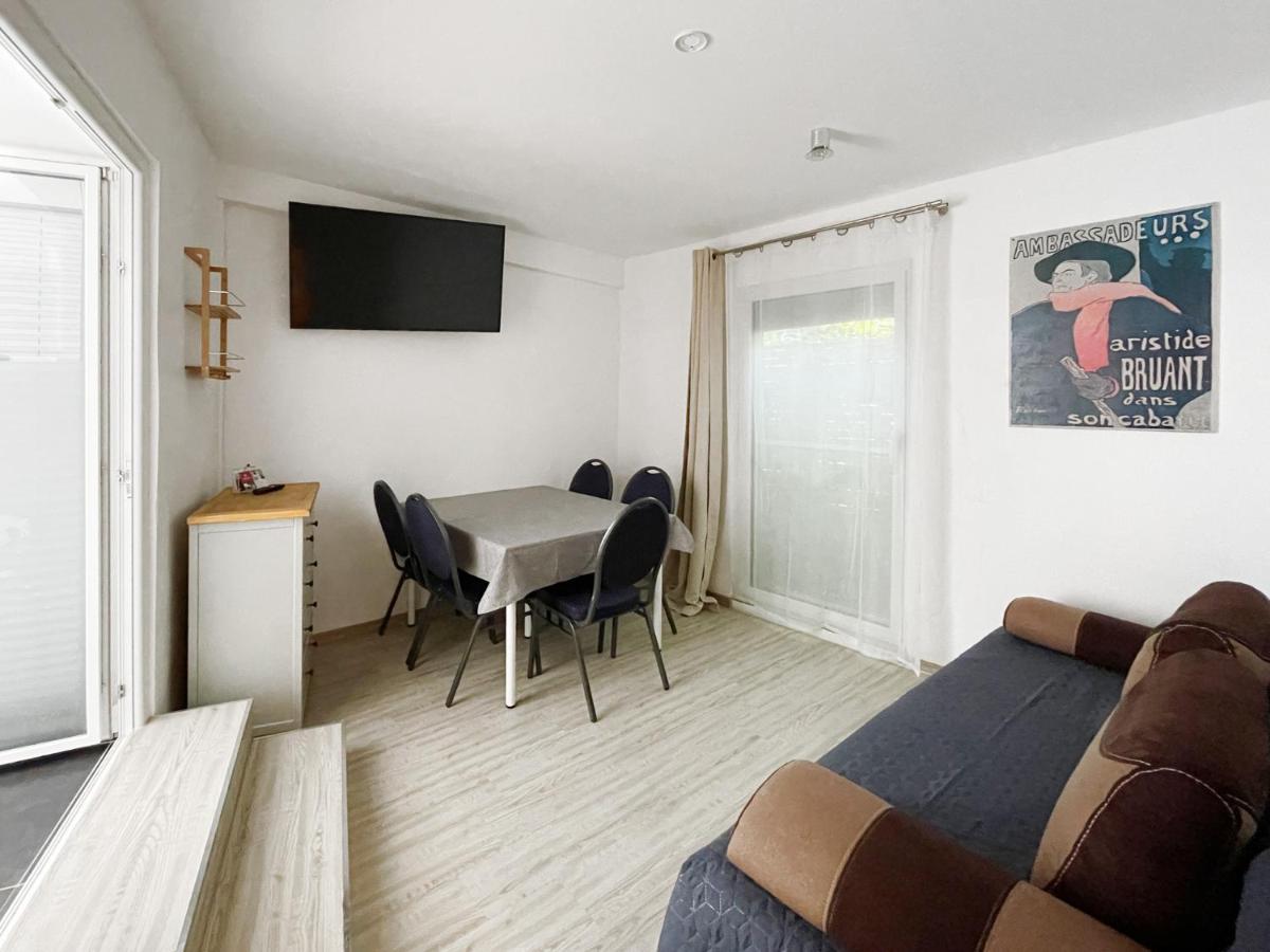 Schwanenburg Apartments Kolonie Rontgental Eksteriør billede